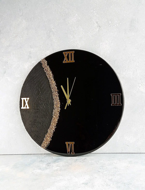 Black Geode clock
